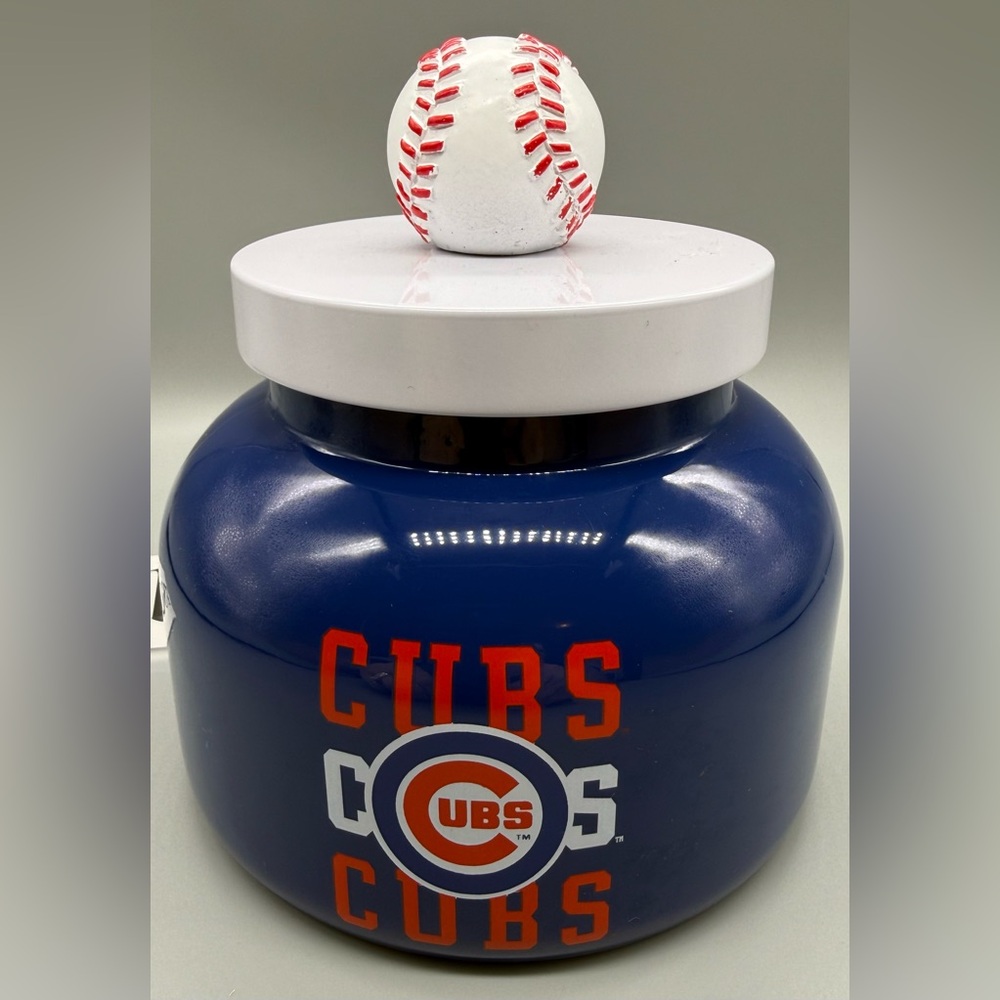 Rare Chicago Cubs Candle – 16oz Pumpkin Spice, Wood Wick Baseball Lid – Playoff
